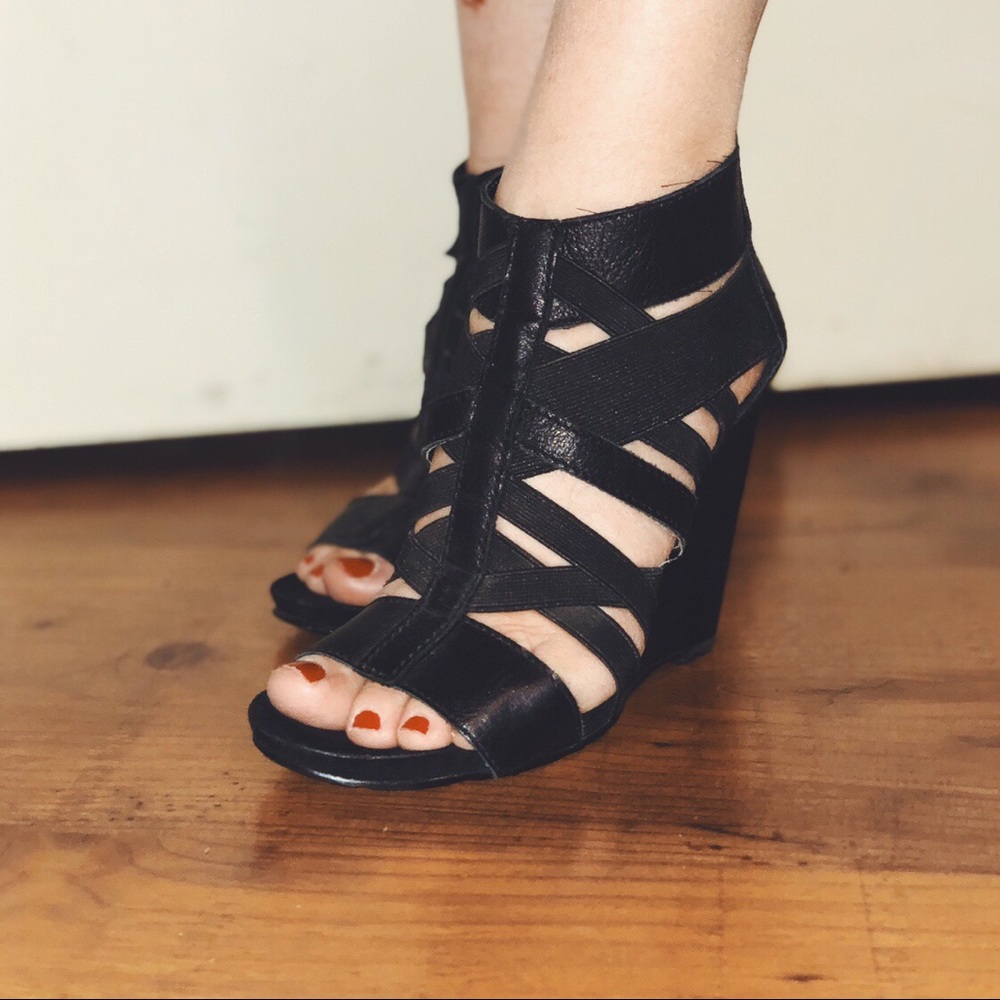 Nine West strappy wedge
